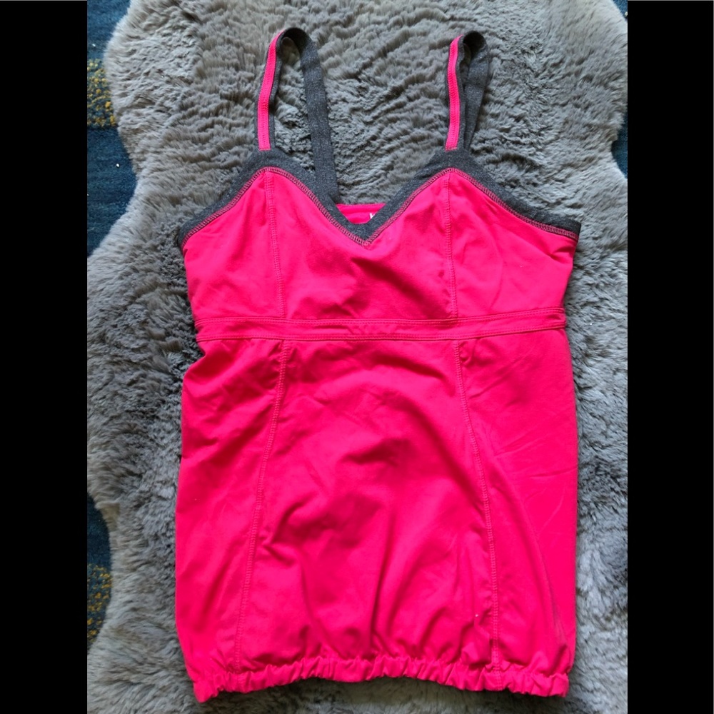 Sporty Fashionable Workout Tank
